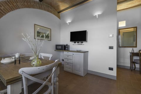 Autumn, Kitchen, Spring, Summer