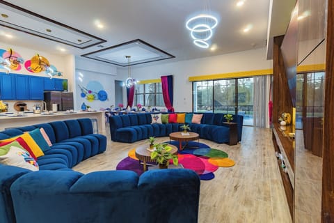 Perfect for family fun & relaxation 98” Smart TV w/ Disney+ & games on the PS5