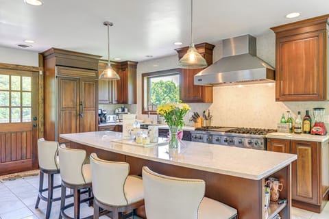 Kitchen | Cooking Basics | Coffee Maker | 2nd Floor