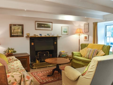 Living area | The Bears Cave, Lower Town