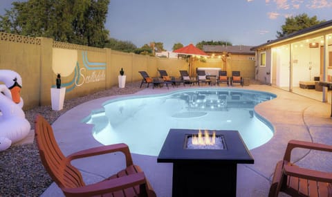 Welcome to Park House! Fun for everyone! Splash in the *heated pool, soak in the spa, or play a little friendly putt-putt — your private resort awaits.