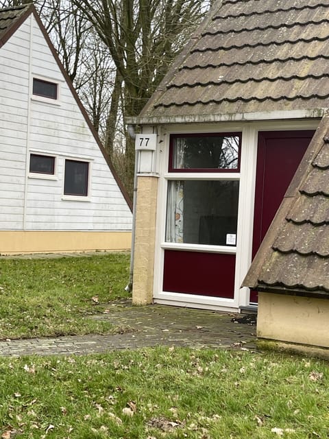 Front - Bungalowpark Simpelveld - Alpha 77