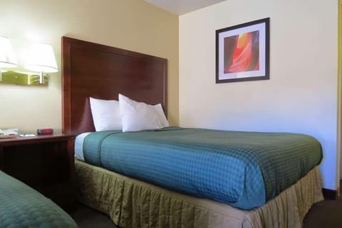 Unit with 1 King bed. Exact unit will be assigned upon arrival. Views, colors, and decor may vary.
