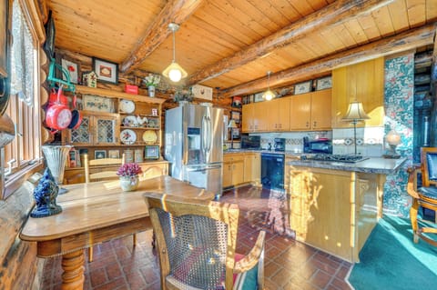 Dining Room | 1st Floor | Dishware & Flatware