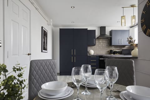 Living Room / Lounge