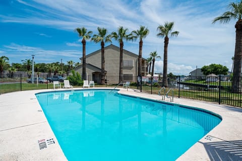 Community pool