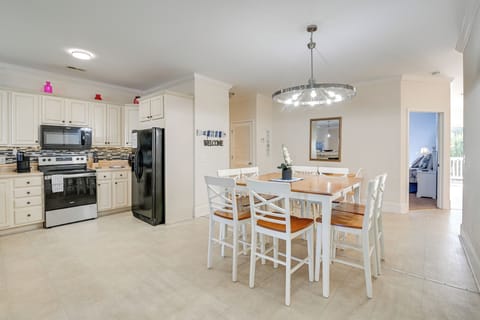 Kitchen | 1st Floor | Drip & Single-Serve Coffee Makers | Dishwasher | Air Fryer