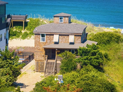 Crow's Nest - Oceanfront
