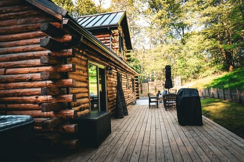 You’ll love this backyard! Private & peaceful.