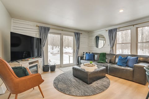 Petoskey Vacation Rental | 2BR | 1BA | 1,200 Sq Ft | 4 Steps Required