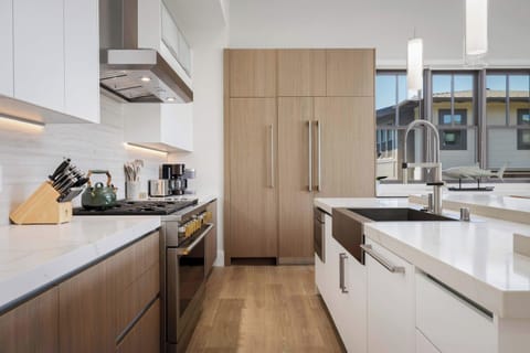 1733178622377-3302-14