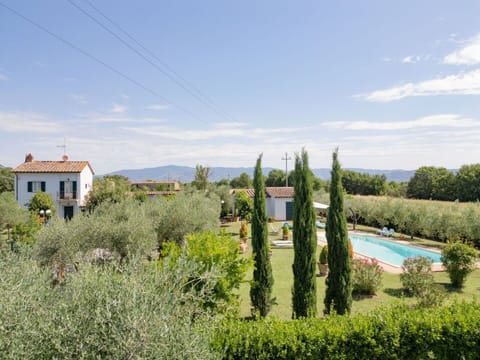 Shrub, Land Lot, Garden, Estate, Plantation, Farmhouse, Landscaping, Hedge, Yard, Hacienda