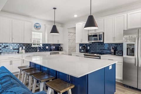 Kitchen Island Seating