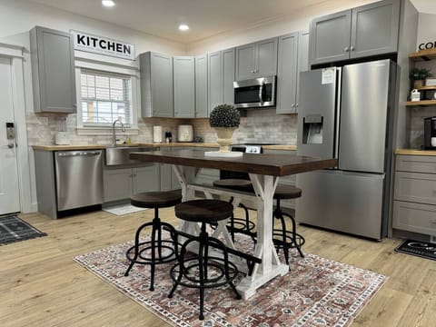 Kitchen/Dining Space (Common Area)