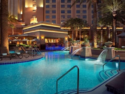The Boulevard, a Hilton Grand Vacations Club_1.jpg