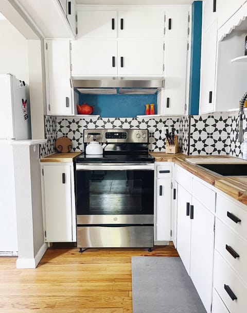 From hearty breakfasts to cozy dinners, this kitchen is perfect for preparing meals your family will love.