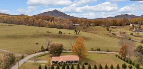 Welcome to our farmhouse at the foot of Cove Mount!