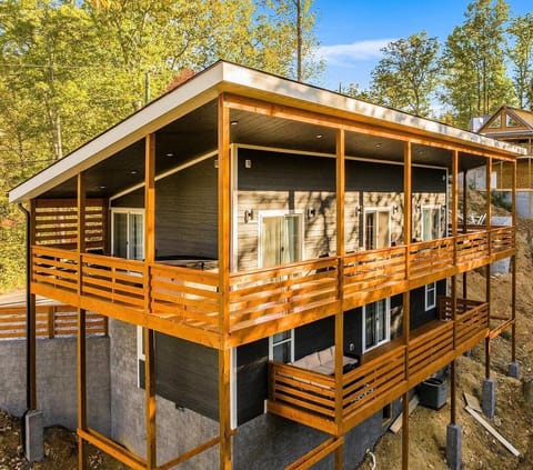 Modern cabin with all the luxury you deserve