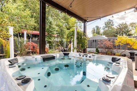 Outdoor Hot Tub