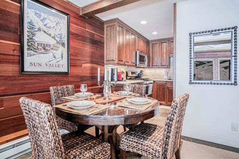 Perfect for dining in and exploring Sun Valley's 50+ restaurants nearby