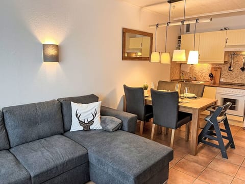 Furniture, Interior Design, Flooring, Floor, Wood, Couch, Apartment, Room, Living Room, Table