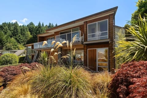Your Stoneridge Alpine Escape luxury.