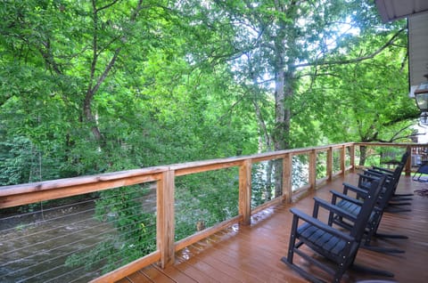Deck and Outdoor Seating