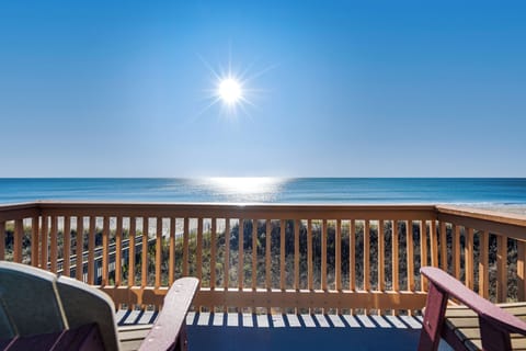 Ocean Isle Beach Vacation Rental | 2BR | 2BA | 780 Sq Ft | Stairs Required