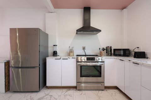 Sleek, modern kitchen with premium appliances and style.