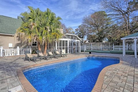 Kick back on a lounger and soak in the sun. Our large salt water pool is the perfect spot for a dip and a lazy afternoon outside. 