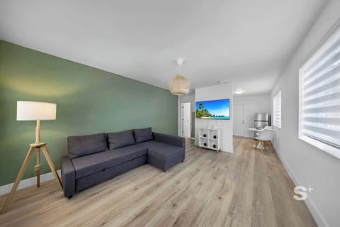 HD Smart TV- Log in with your own accounts