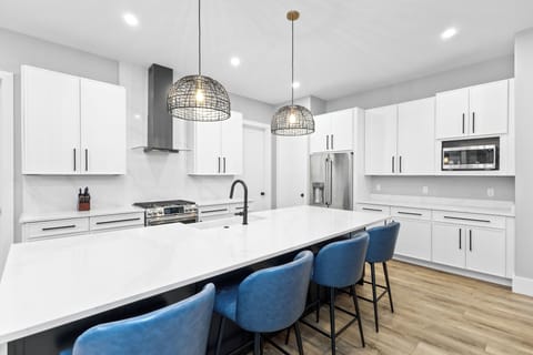 Kitchen with a central island, great for meals and mingling