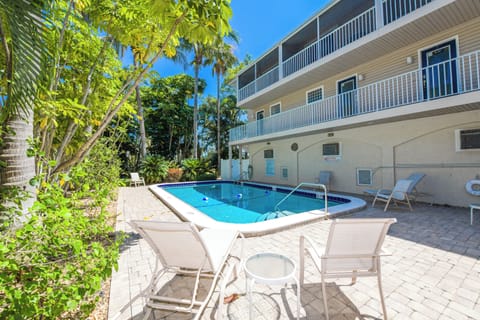 Shared heated pool