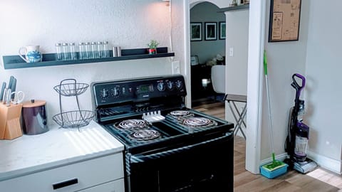 Fully Stocked Kitchen with Appliances