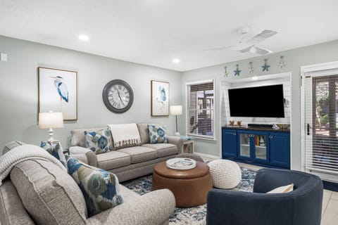 Family room with plenty of sleeping. Pull-out sofa with memory foam mattress
