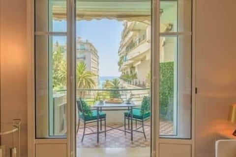 Quiet balcony with amazing views