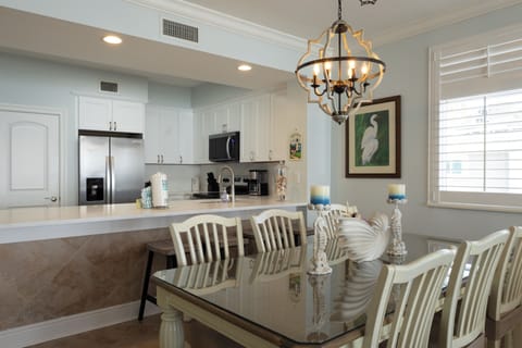 Azure #601 Dining Area