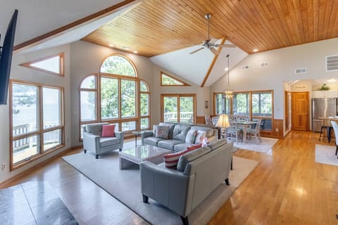 Top Level Living Area