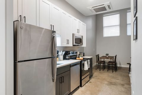 You can almost hear the sizzle of ingredients as you cook in the well-equipped kitchen, where every detail is designed for convenience.