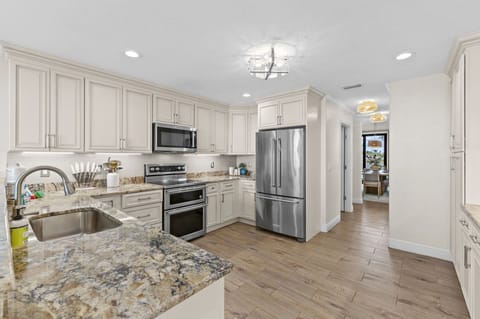 Equipped with everything you need to create your favorite meals.