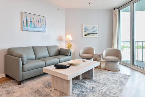 The Palms of Destin 11104 - Living Area