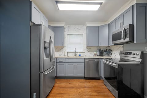 Newly renovated kitchen is yours to enjoy!