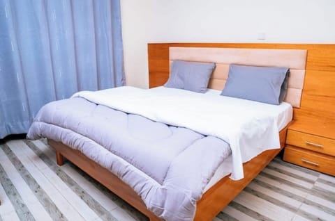 King Bed Room