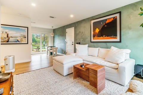 Austin Vacation Rental | 3BR | 1BA | 1,000 Sq Ft | Step-Free Access