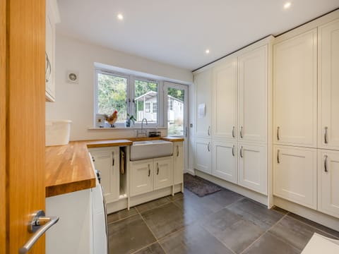 Kitchen | Amaranth, Shurdington