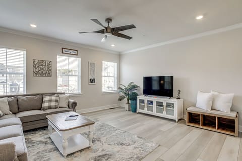Berlin Vacation Rental | 3BR | 3.5BA | Stairs Required | 3,020 Sq Ft