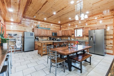 Eat-in kitchen and dining.