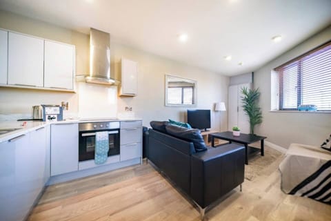 33070cf6 5140 4c76 9d4f 48e5e34f6754