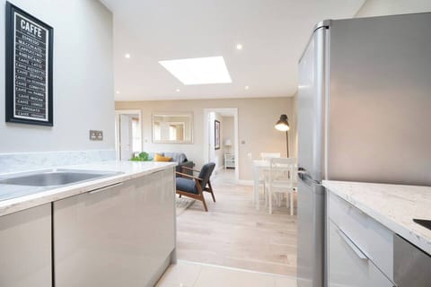 A0cff94c 348a 4db5 a1b1 d63344cd8f16