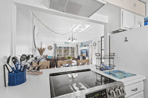 With everything you would need at your fingertips, so no need to dine out every wonderful vacation day!